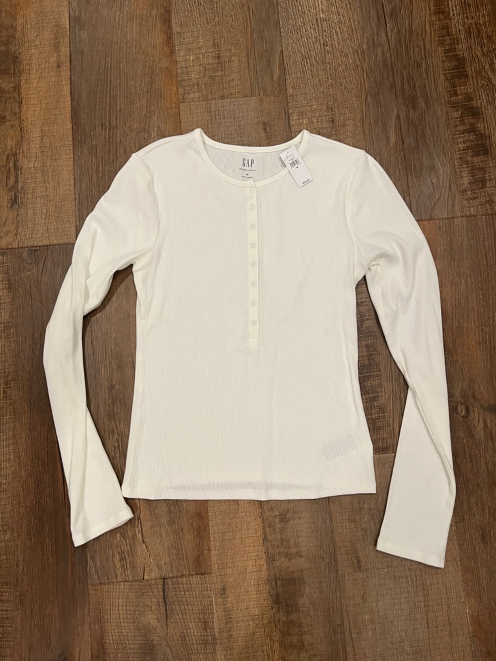 GAP White Long-Sleeve Modern Henley Top Medium NWT